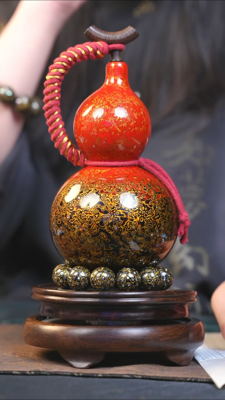 【闪购商品】YK169漆艺酒葫芦不包手串及旋转底座
