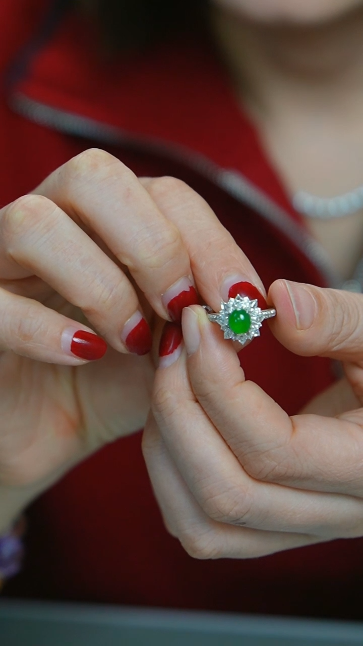 【闪购商品】翡翠戒指18K金镶嵌满绿A货戒指GG/1