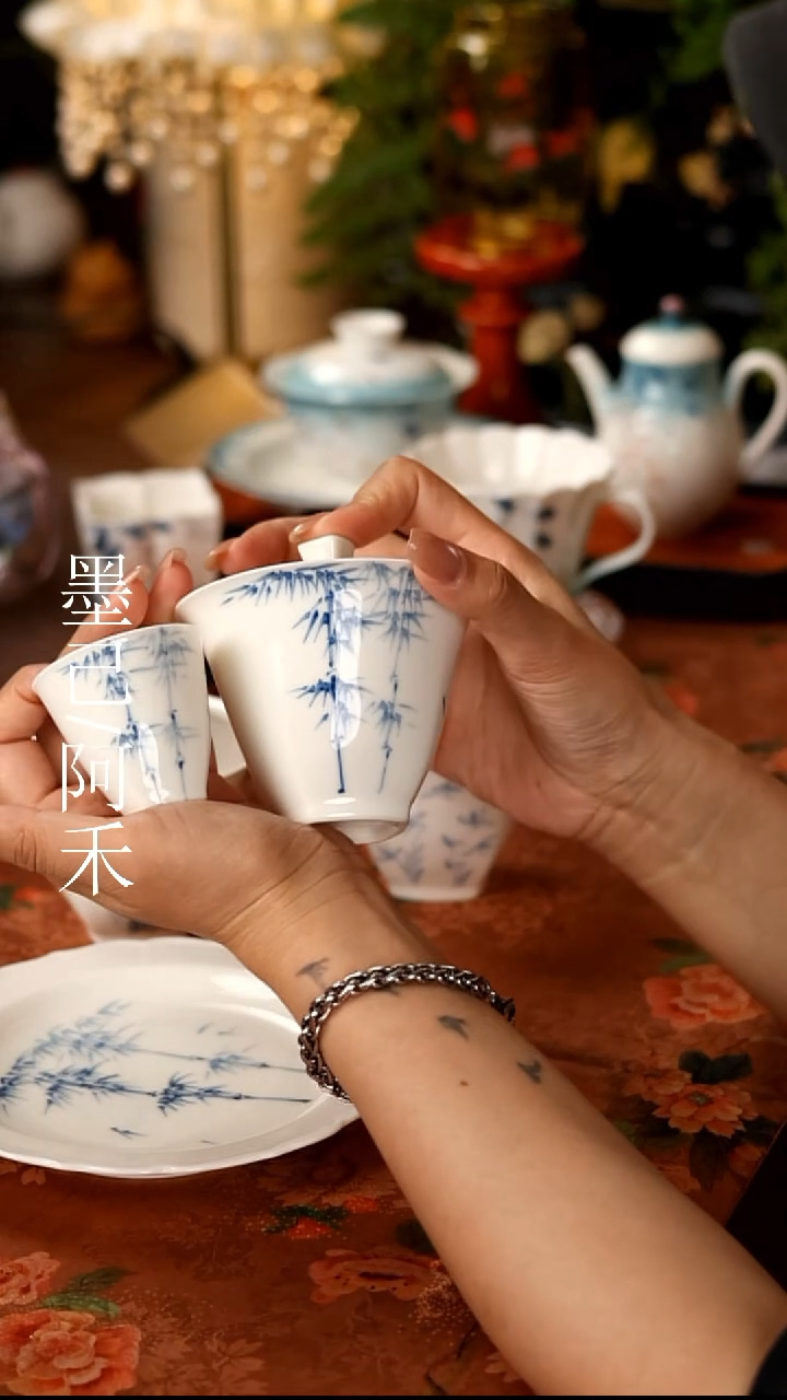 两件套哈哈哈哈哈哈哈