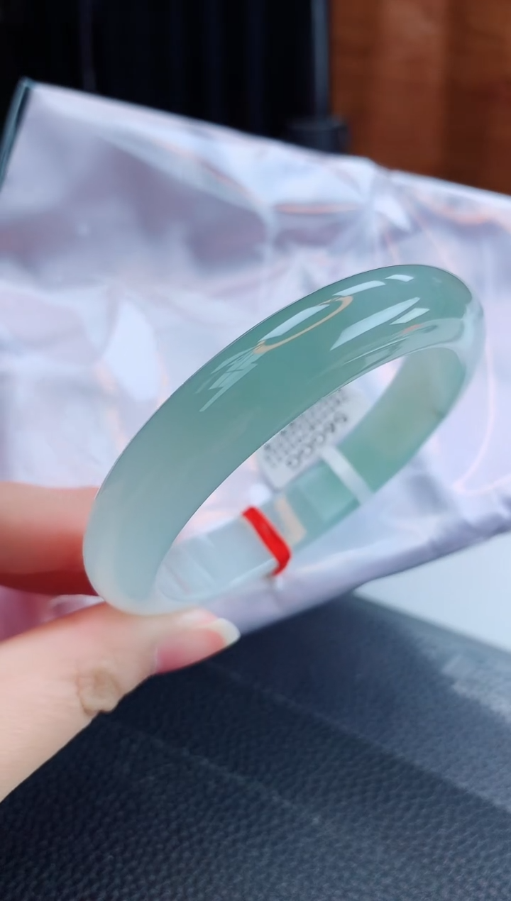 【闪购商品】翡翠手镯未镶嵌缅甸天然翡翠A货手镯