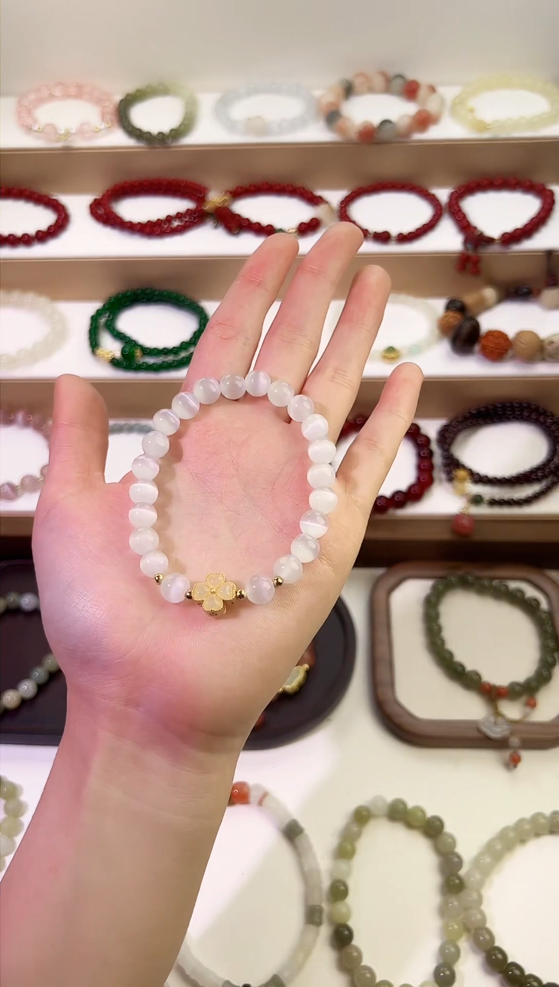 【闪购商品】石英质玉手串未镶嵌猫眼手串