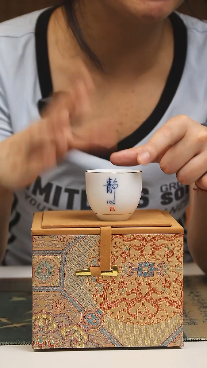 景德镇高温瓷静心品茗杯