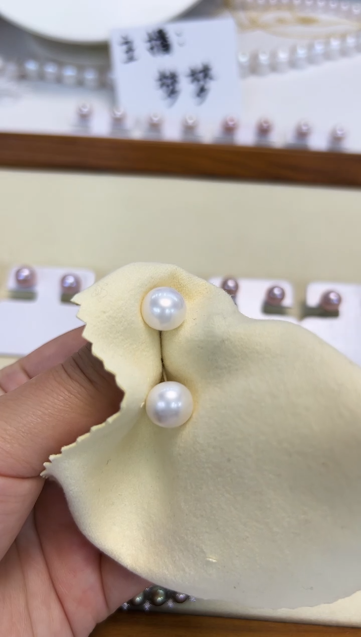 银S925镶嵌耳饰淡水珍珠9-10mm无核白素钉