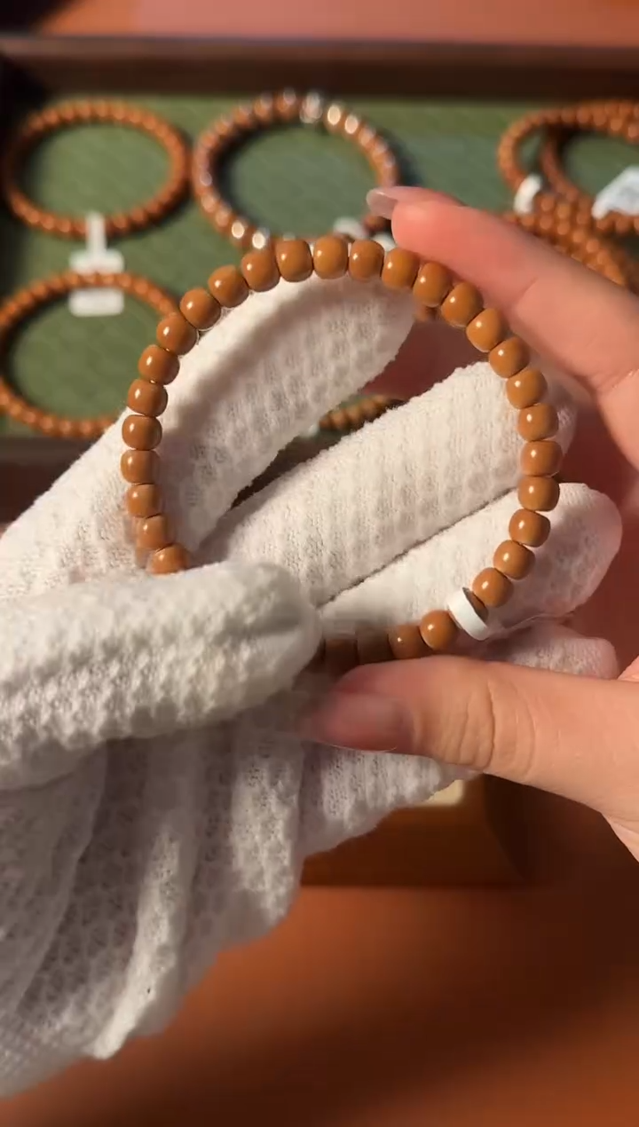 手串橄榄核【168】6.3mm老挝核尖老型单圈