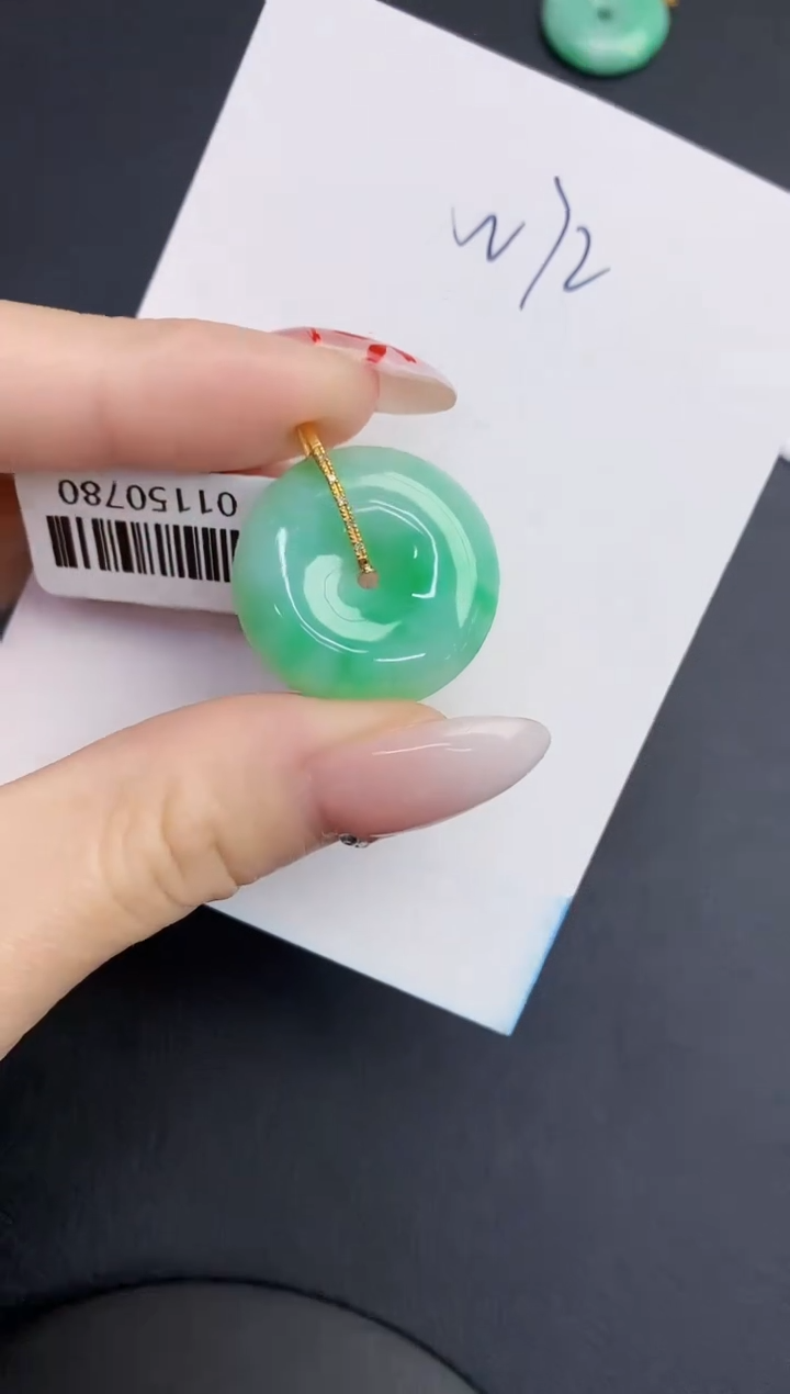 【闪购商品】翡翠颈饰18K金镶嵌000000000000