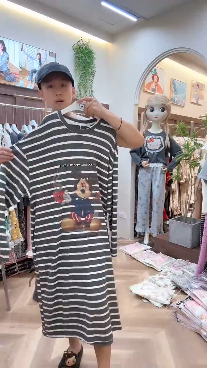 棉夏夕草长袖睡裙160斤以下