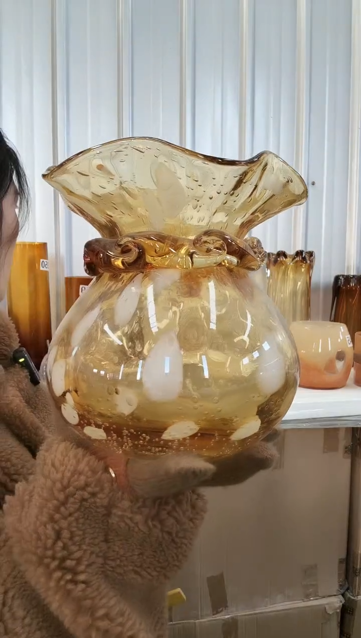 638直播玻璃花瓶