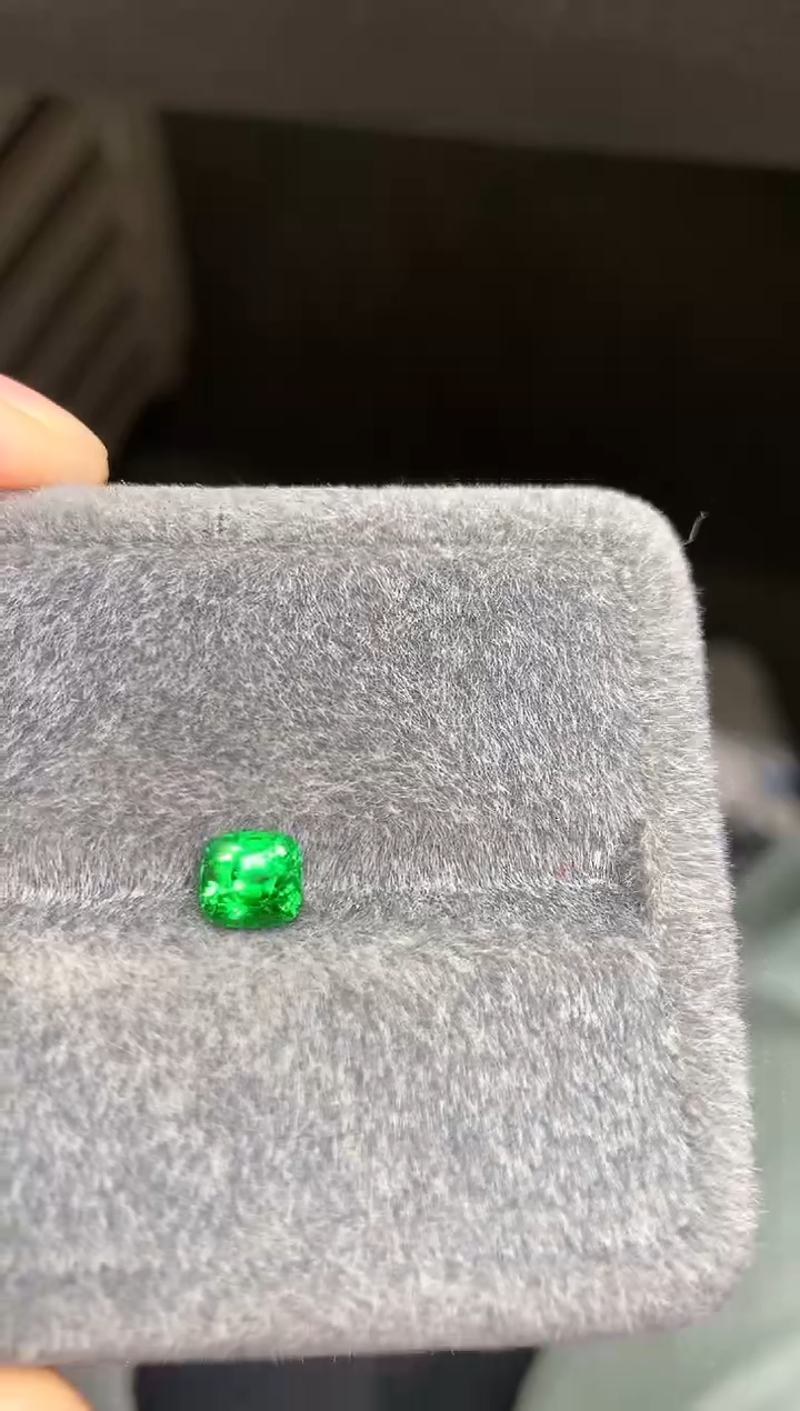 【闪购商品】石榴石裸石未镶嵌l-1.59ct