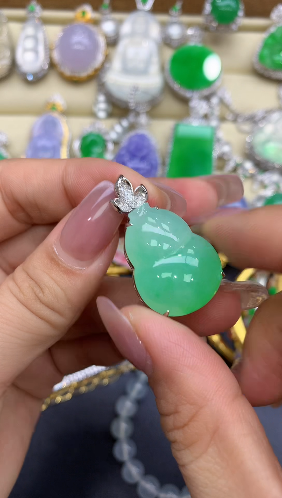 颈饰18K金镶嵌翡翠457-中国好珍宝