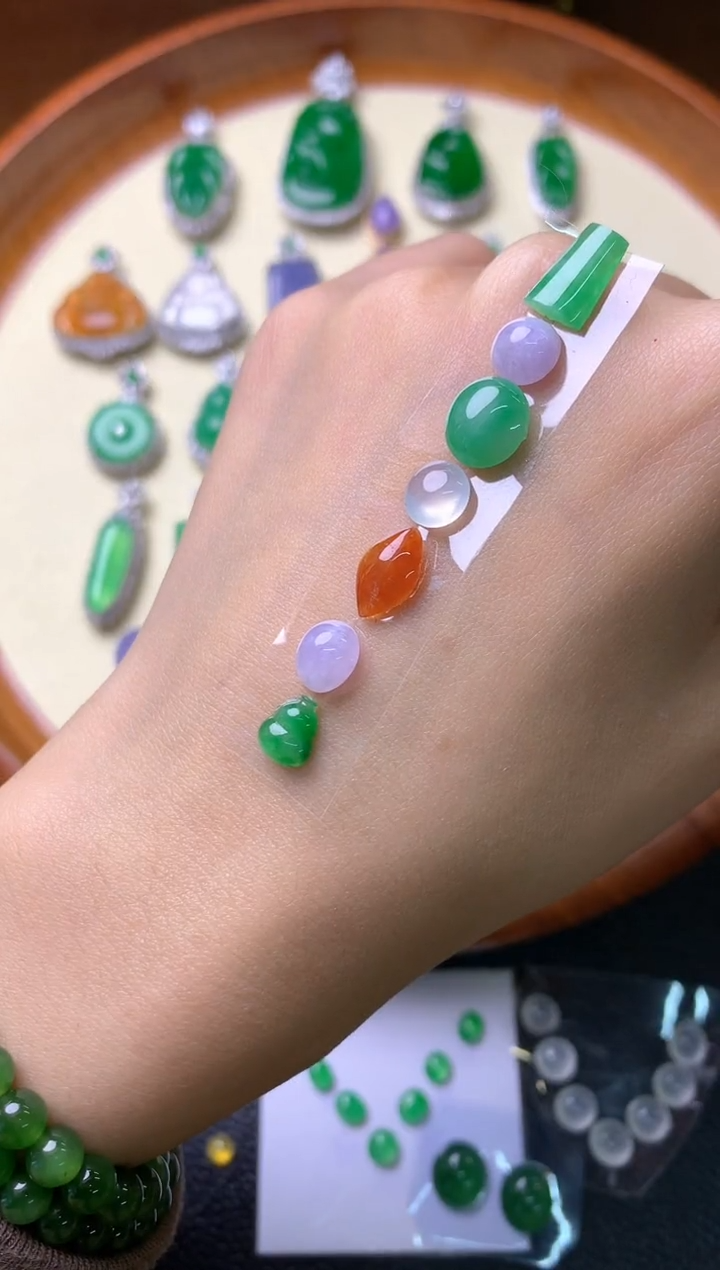 【闪购商品】定制翡翠未镶嵌裸石（镶嵌定制）