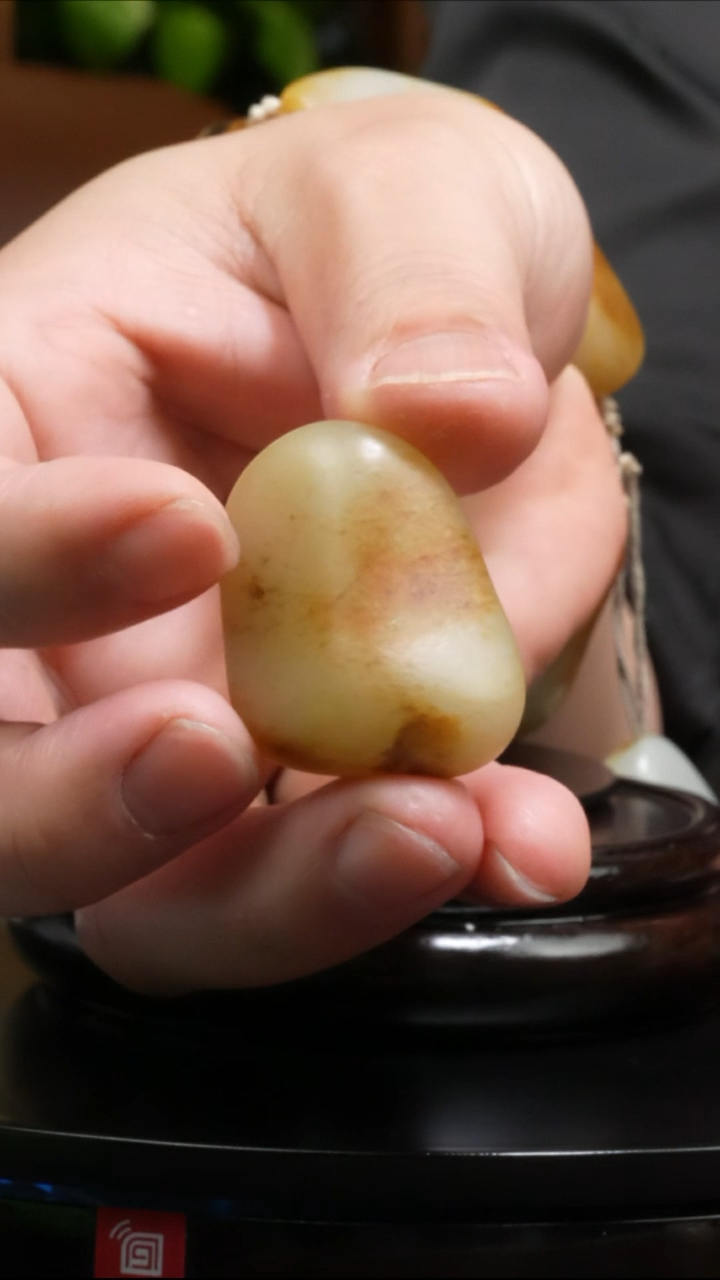 【闪购商品】和田玉吊坠(不含链)未镶嵌30g和田玉原石