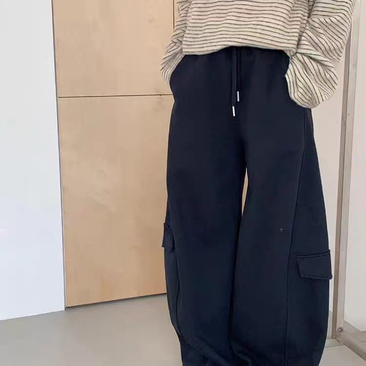 beige弯刀裤刺绣休闲女卫裤加厚