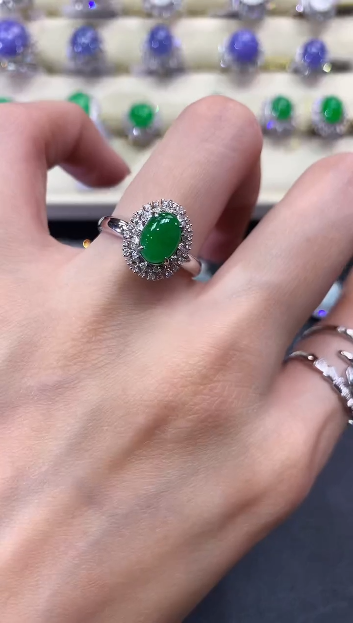 【闪购商品】翡翠戒指18K金镶嵌a147