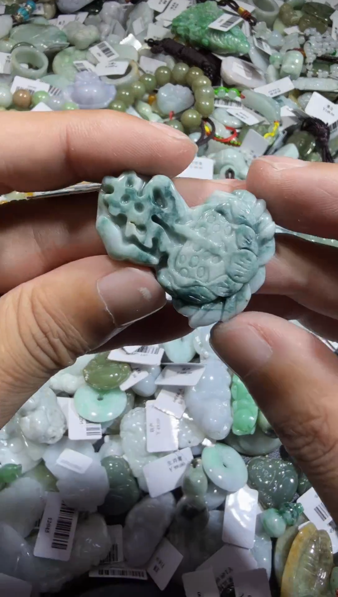 【闪购商品】翡翠颈饰未镶嵌00004511
