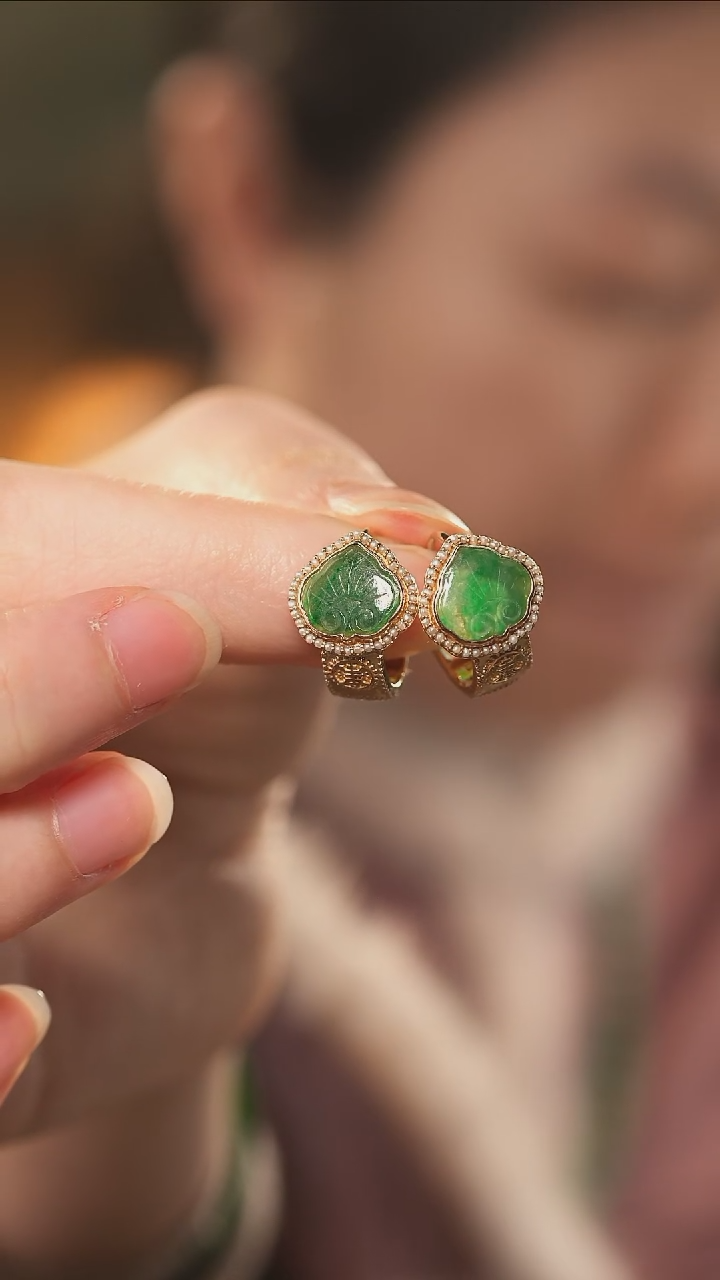 【闪购商品】翡翠耳环18K金镶嵌18K金镶嵌翡翠耳环