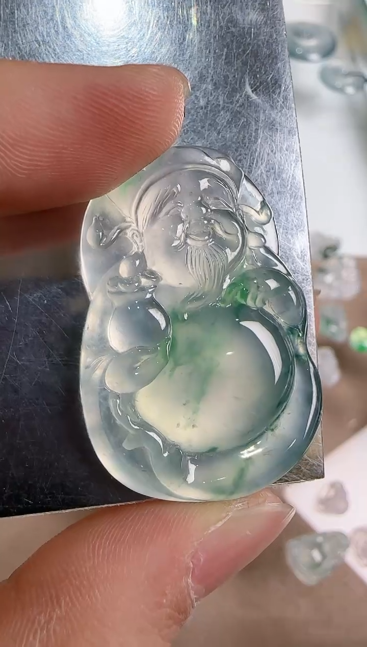【闪购商品】翡翠吊坠(不含链)未镶嵌··