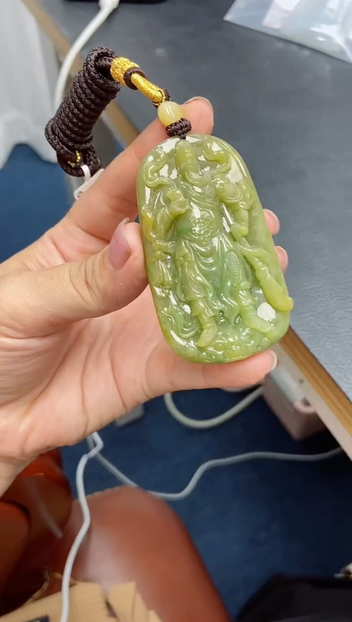 颈饰未镶嵌翡翠缅甸天然翡翠