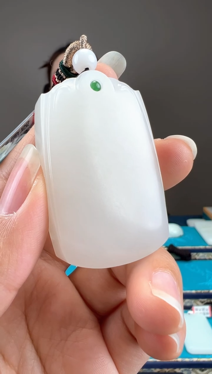 【闪购商品】和田玉颈饰未镶嵌1