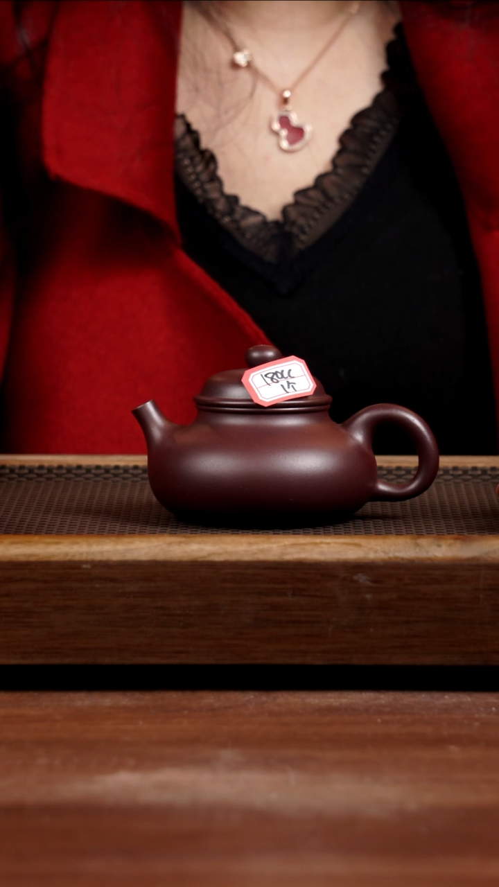 【闪购商品】紫砂茶壶金龙血容天180CC