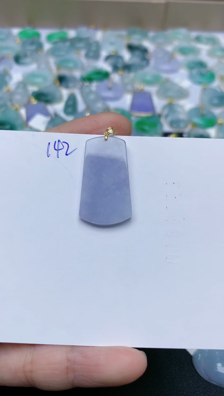 【闪购商品】翡翠颈饰18K金镶嵌天然翡翠A货    142
