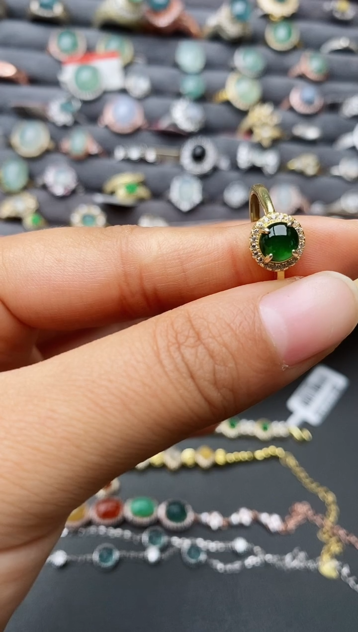 【闪购商品】翡翠戒指银S925镶嵌瑞丽市颜玉珠宝