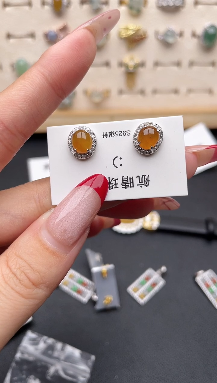 【闪购商品】翡翠耳饰银S925镶嵌一物一证一礼盒