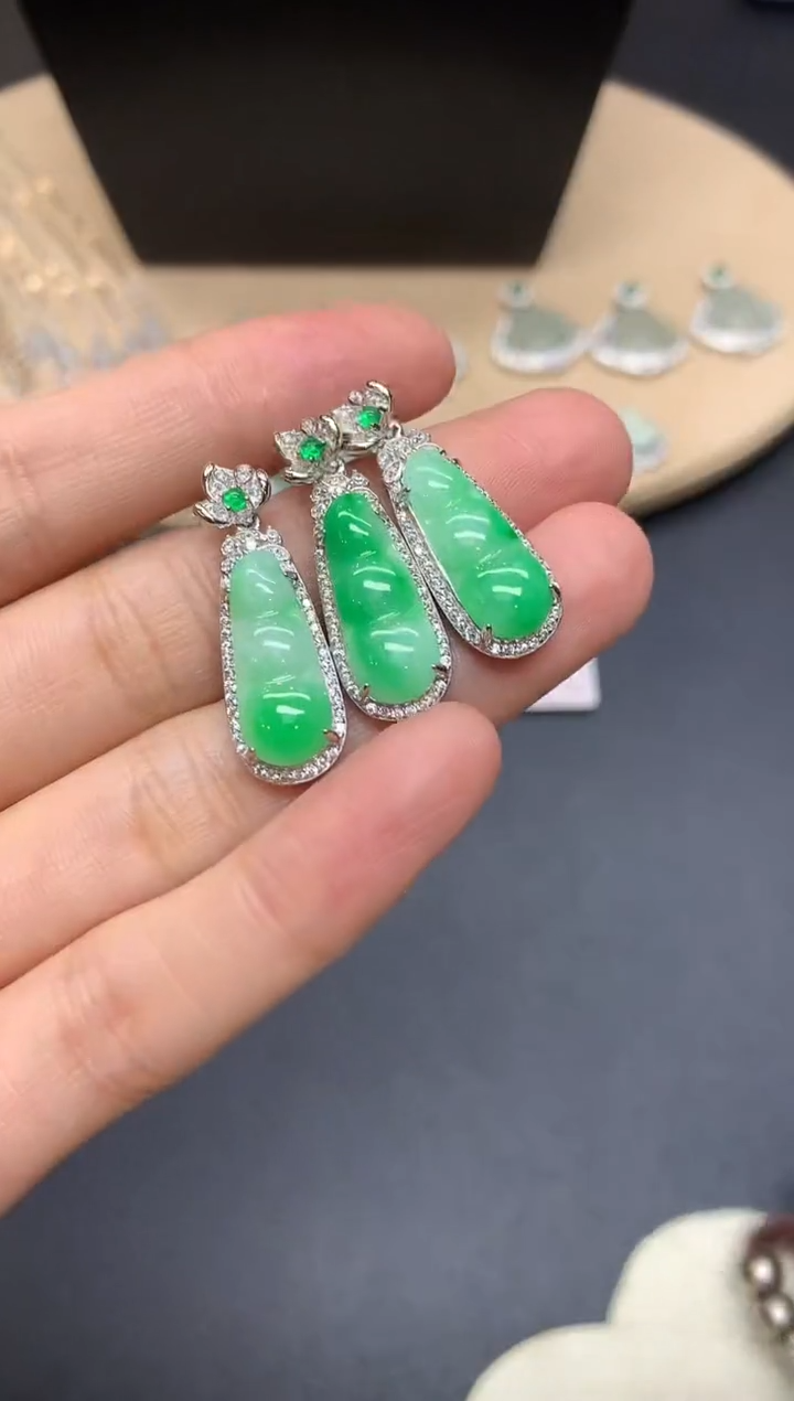 翡翠银S925镶嵌吊坠(不含链)福豆【多样性发其一】