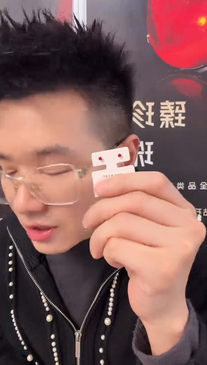 18K金镶嵌耳饰红宝石AA20144