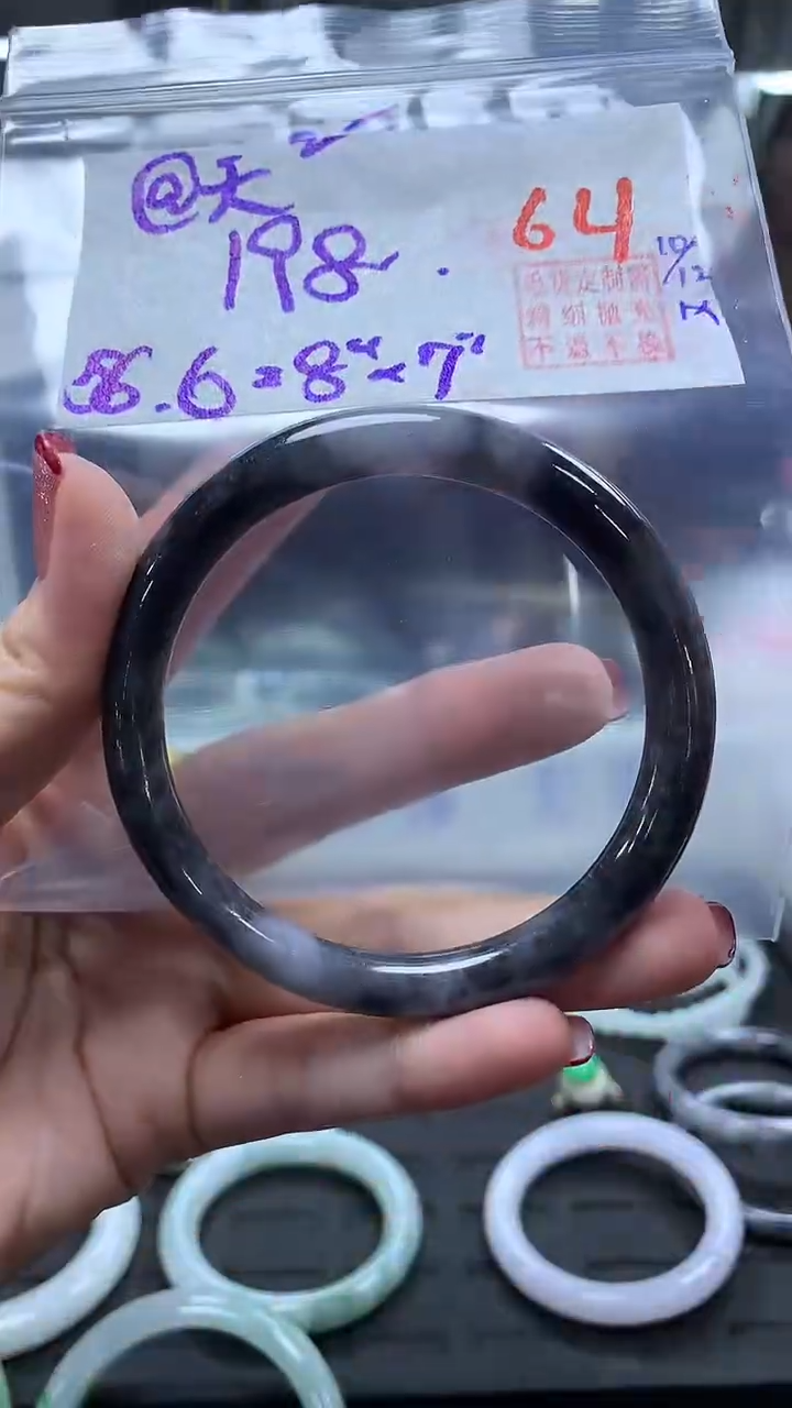 未镶嵌定制翡翠@****好64毛货需精细抛光+@天天开心+198元