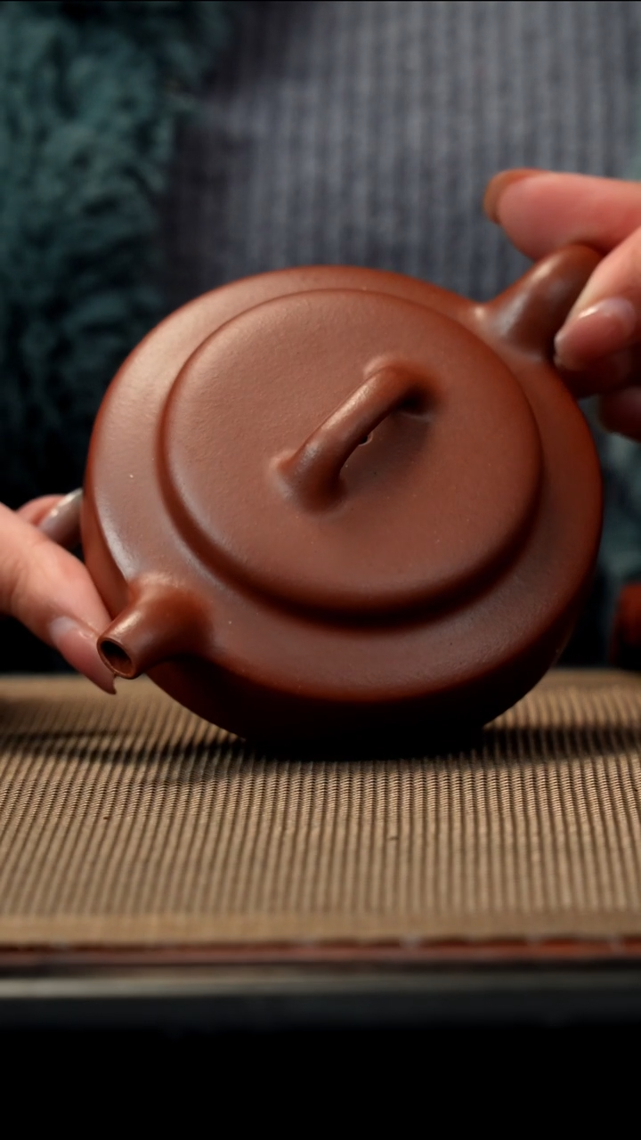 紫砂茶盏红皮龙周盘150CC