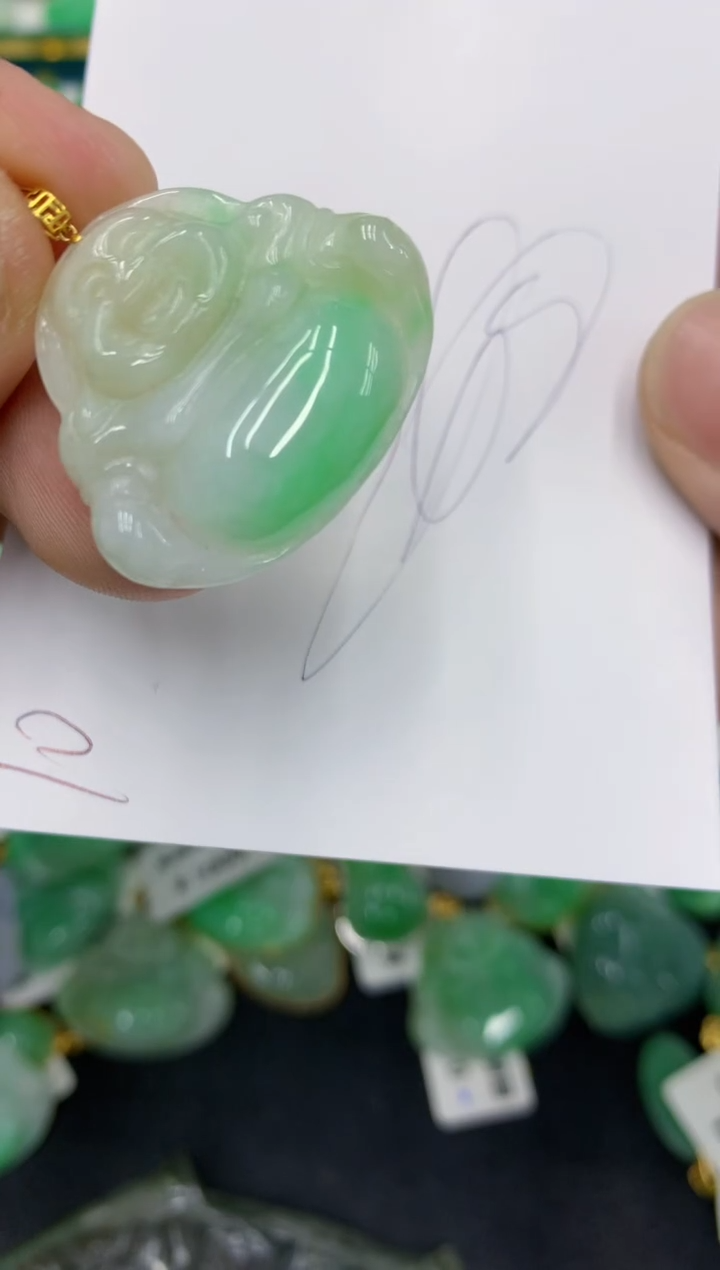 【闪购商品】翡翠颈饰18K金镶嵌翡翠