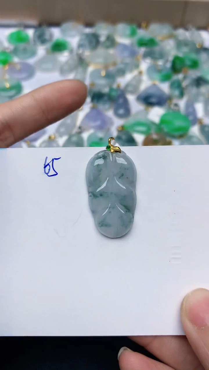 【闪购商品】翡翠颈饰18K金镶嵌天然翡翠A货   