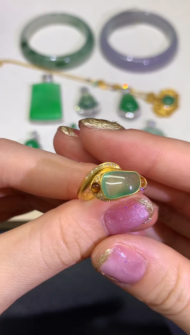 【闪购商品】翡翠颈饰18K金镶嵌团购42