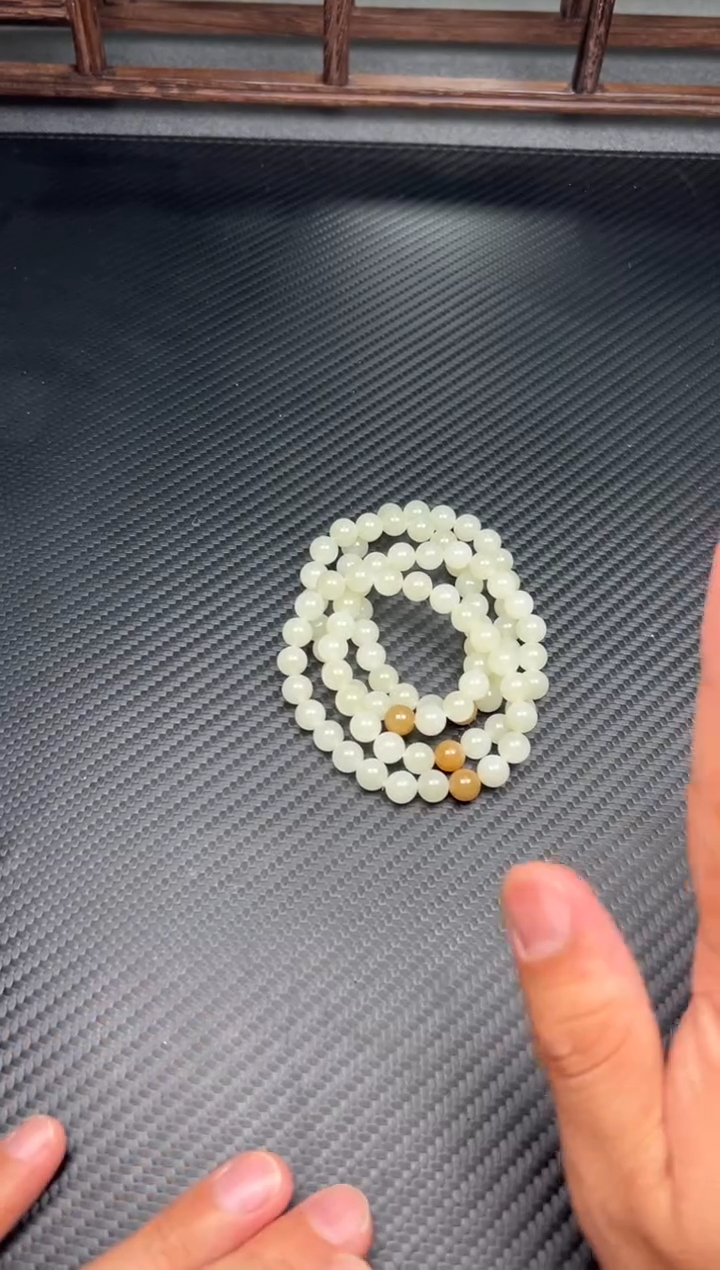 未镶嵌手串和田玉且末微色差迪克兰一细卡8多样性发货拍一发一M