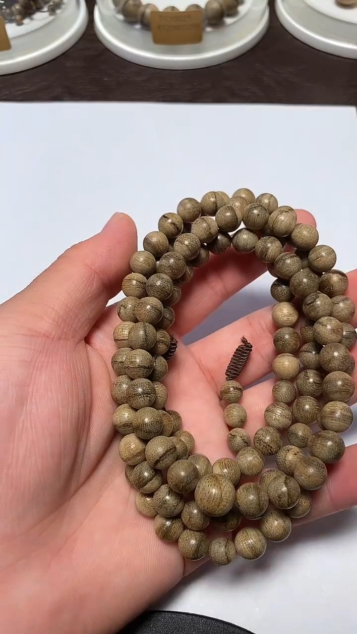 沉香手串✨****?tc10030沉香天然野文莱虎斑棋多圈