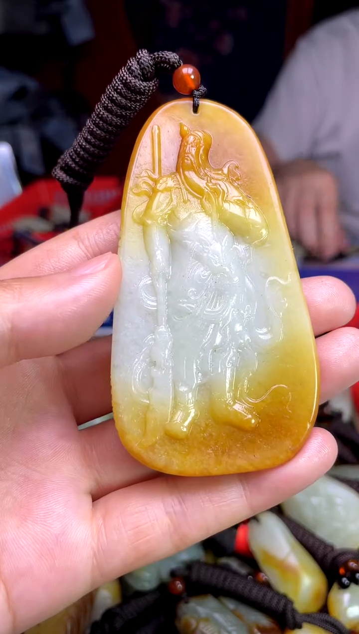 和田玉未镶嵌颈饰1