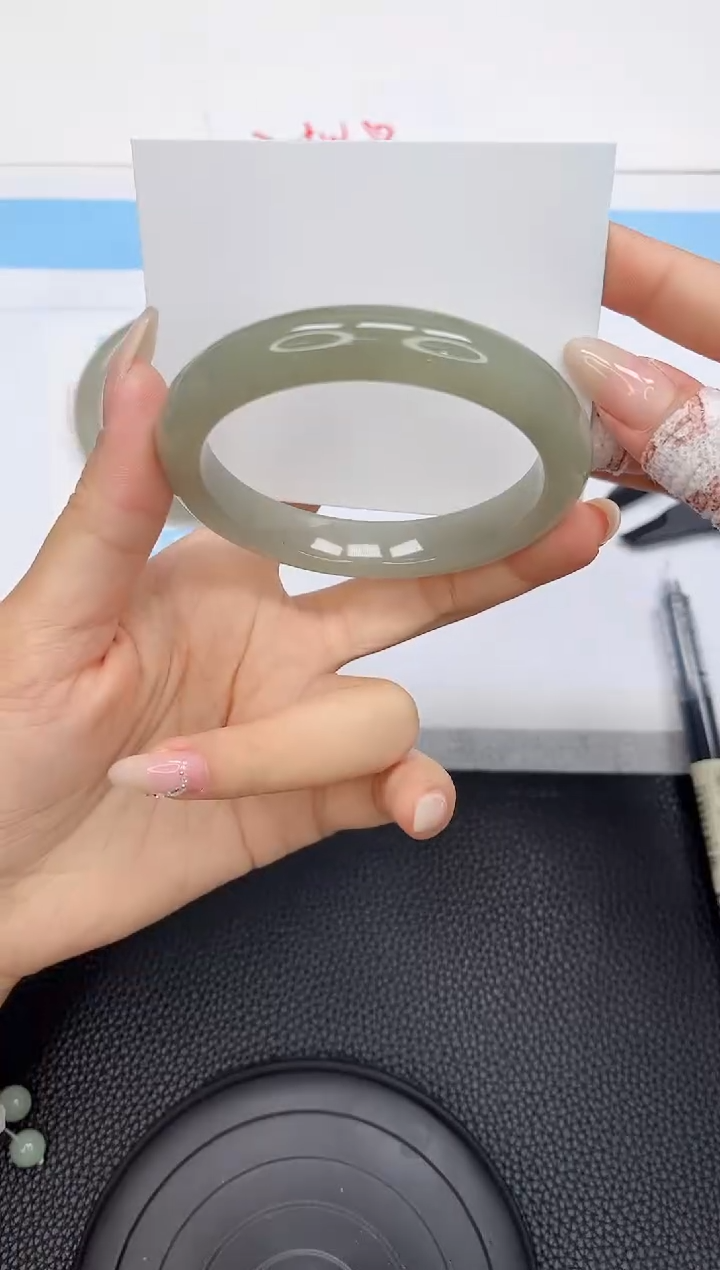 石英质玉手镯未镶嵌236-58.6