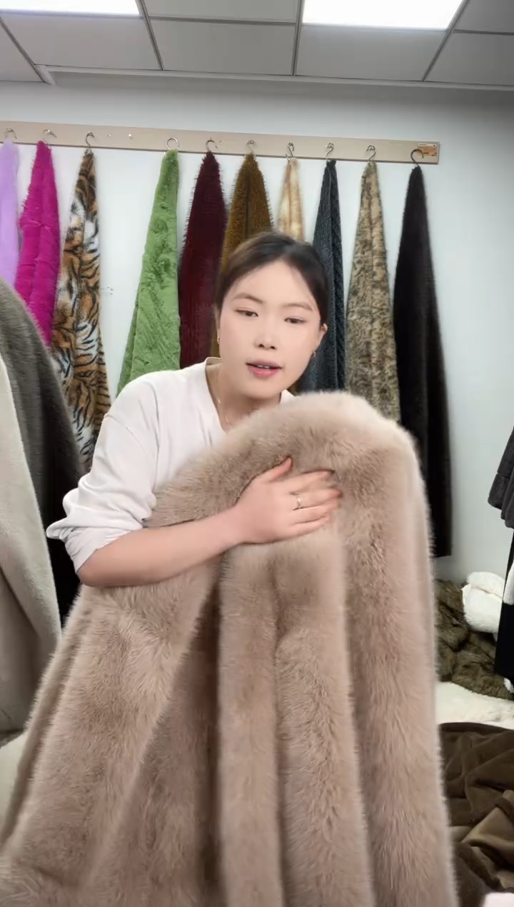 狐狸毛A112尺寸1.8*1