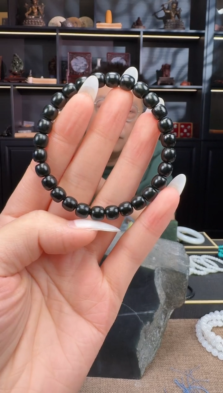 和田玉未镶嵌颈饰7mm塔青老型手串