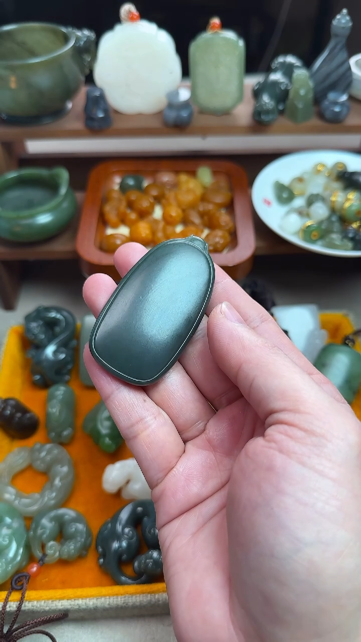 【闪购商品】和田玉吊坠(不含链)未镶嵌无事牌苏工