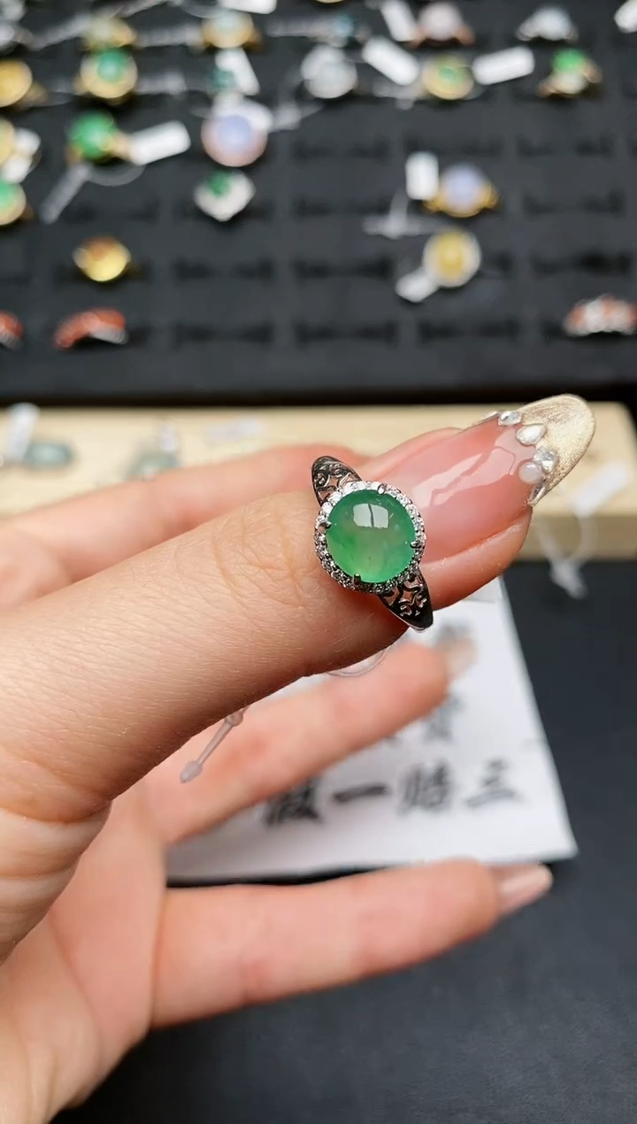 【闪购商品】翡翠戒指银S925镶嵌..........