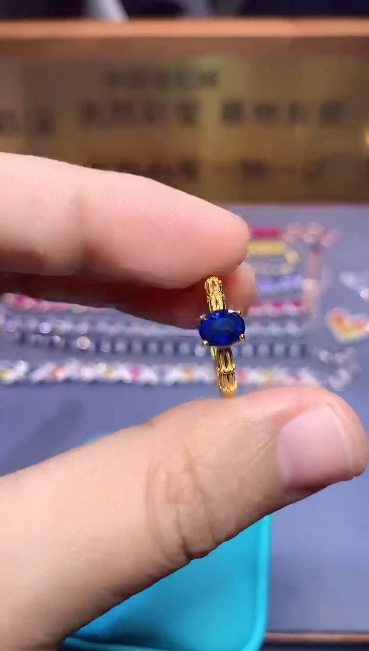 【闪购商品】蓝宝石戒指银S925镶嵌........