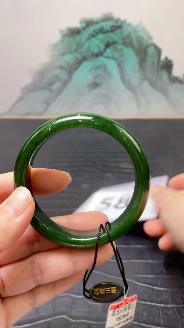 未镶嵌手镯和田玉（碧玉）王*曦58+
