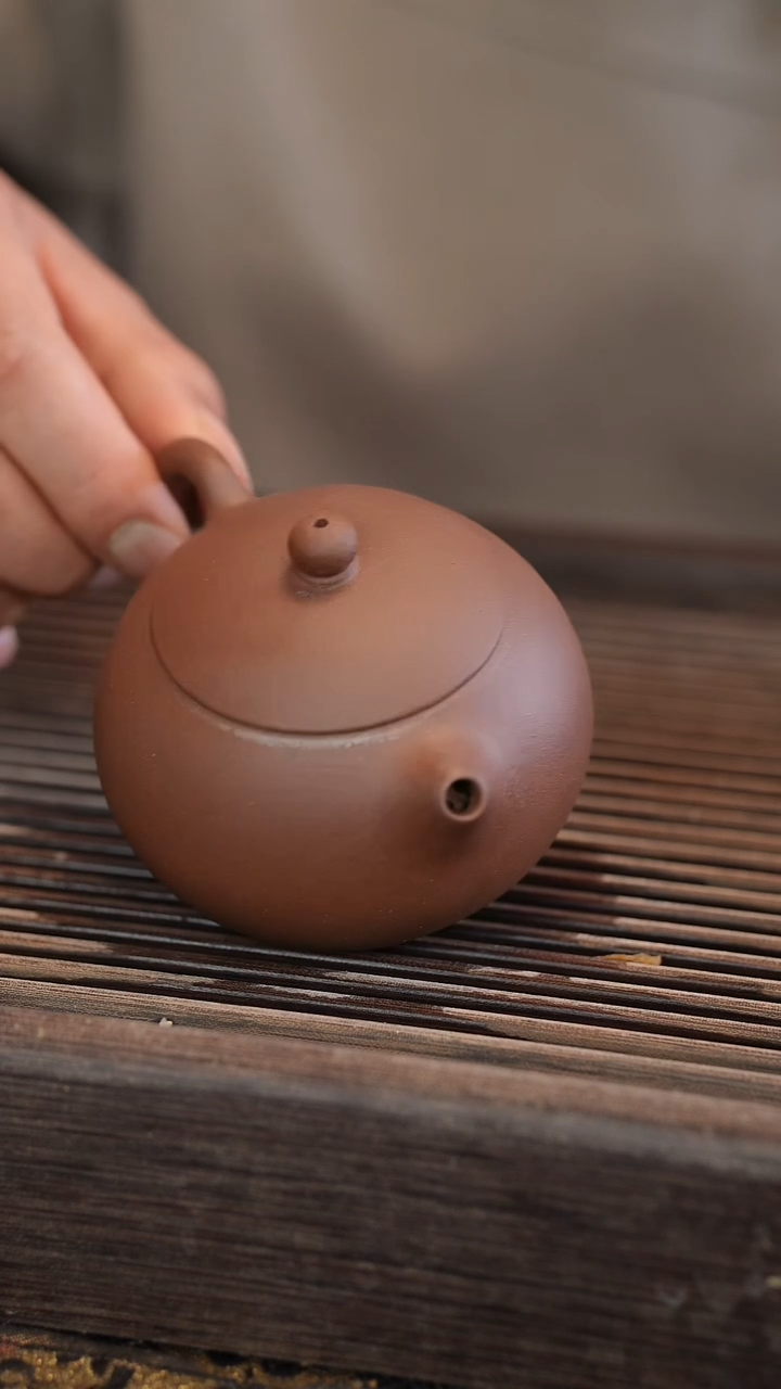 茶壶紫砂原矿手工制作