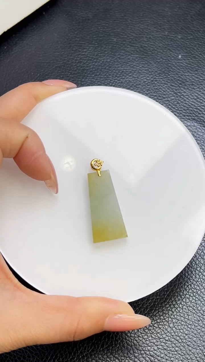 【闪购商品】翡翠颈饰18K金镶嵌YM1091-2 无事牌