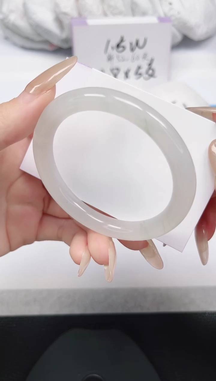 未镶嵌手镯石英岩玉87-55圈