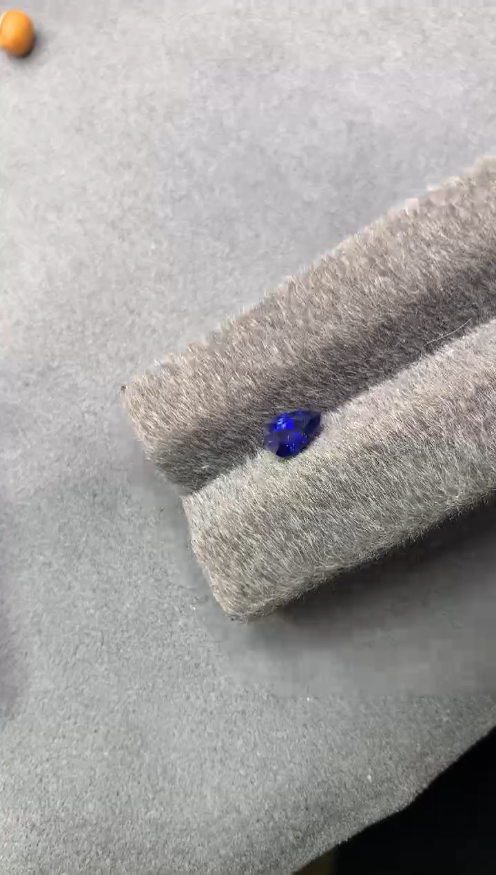 【闪购商品】蓝宝石裸石未镶嵌1.13ct 60