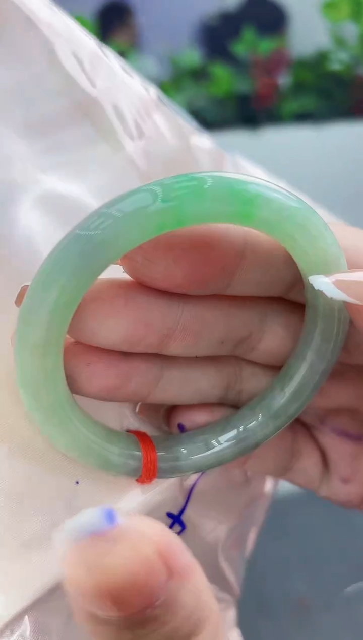 【闪购商品】翡翠手镯未镶嵌翡翠手镯