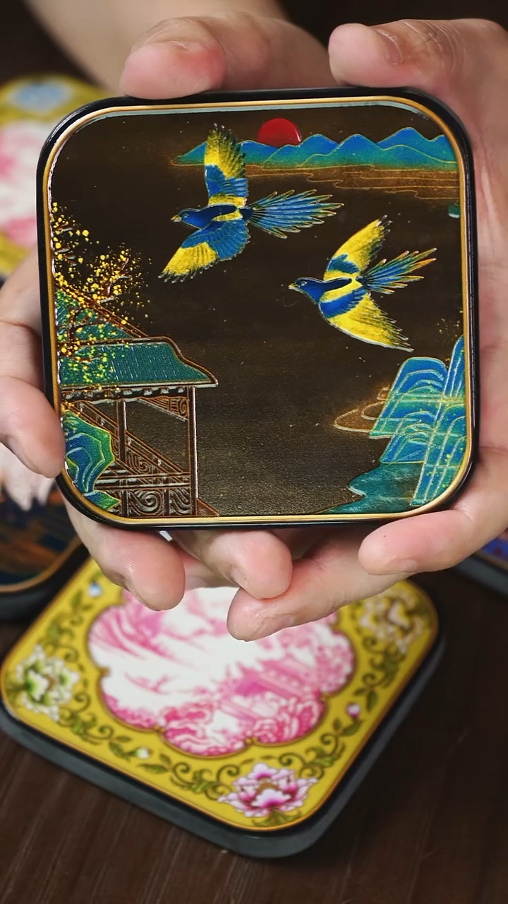 壹藏贰宝双燕杯垫一片