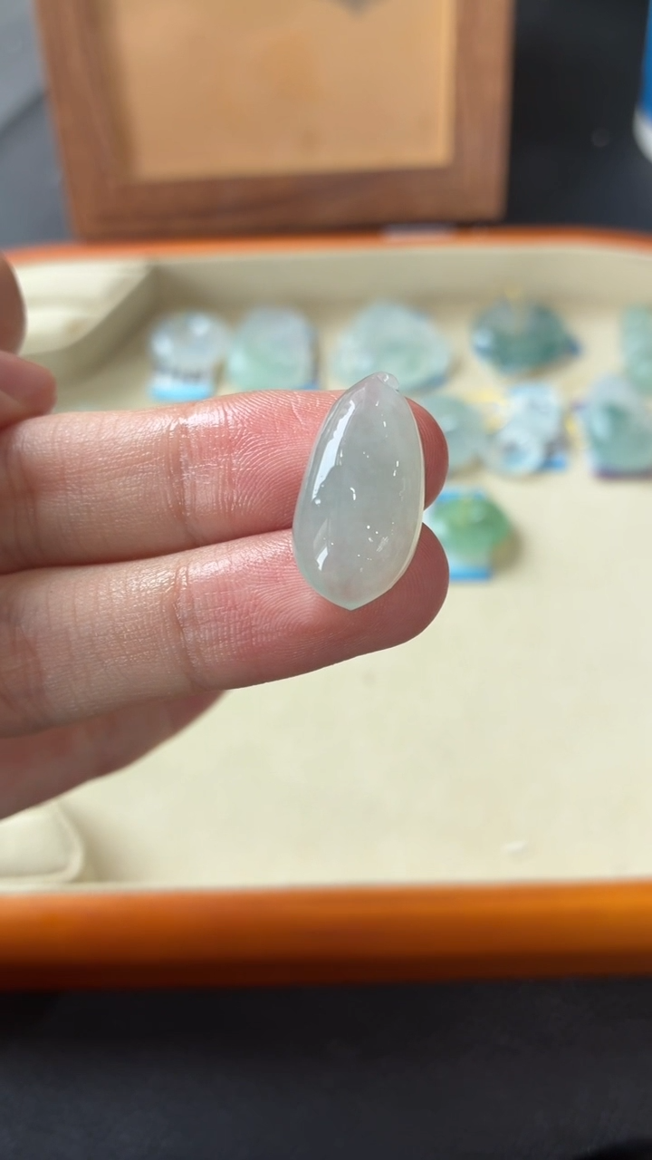 定制翡翠未镶嵌A387     